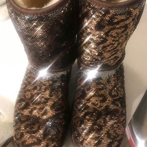 Authentic leopard Ugg boots